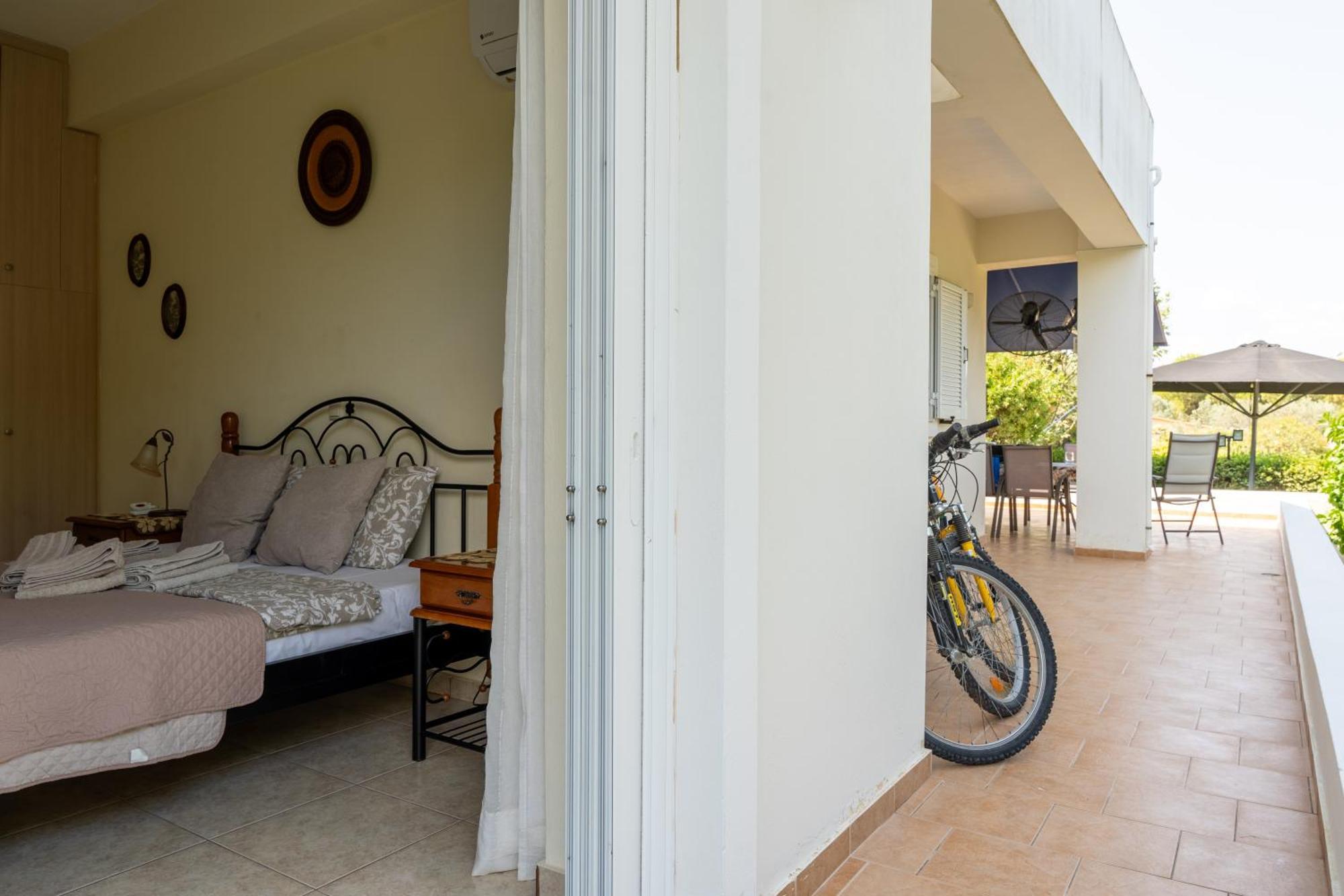 Beautiful Summer Villa In Chalkoutsi Khalkoutsion Ngoại thất bức ảnh